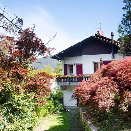 Semesterbostad Della Rocca *